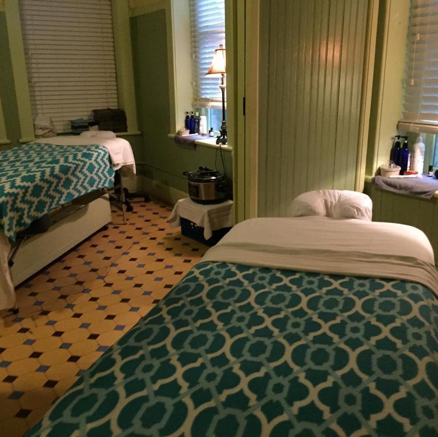 The Palace Hotel And Bath House Spa ユリーカ・スプリングス エクステリア 写真